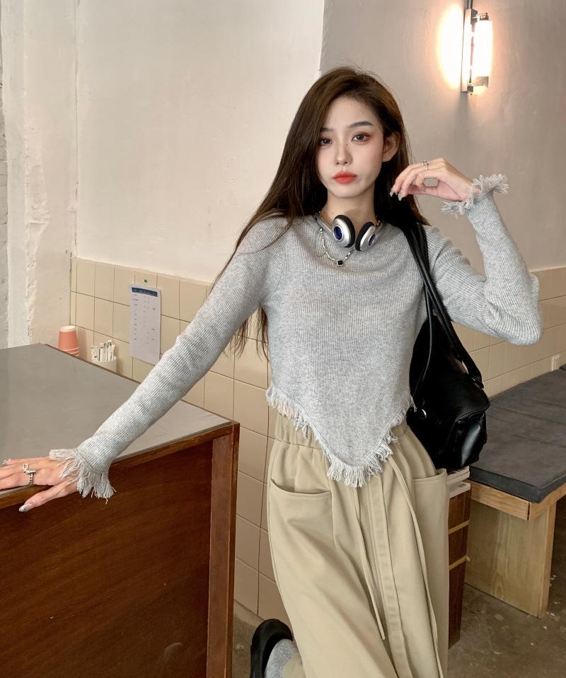 Foreign Style Long-sleeved Knitted Sweater Women's Autumn New Slim-fitting Fringed Rough Edge Irregular Short