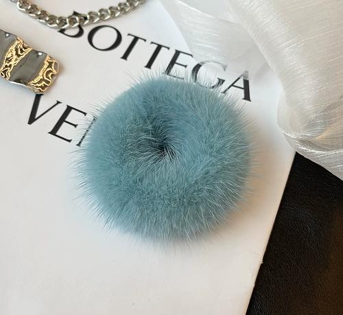 

Корейский минималистский мех норки, милый интернет-знаменитый плюшевый шарик, высококачественная веревка для волос, повязка на голову, кожаная лента, аксессуары для волос для женщин