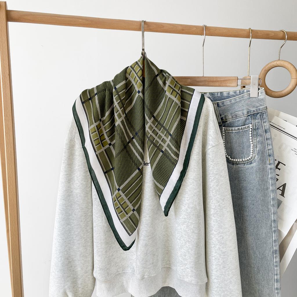 Spring And Summer Satin Long Scarf For Women Sunscreen Shawl Fashionable Beauty Scene Satin Long Scarf Versatile Travel Scarf