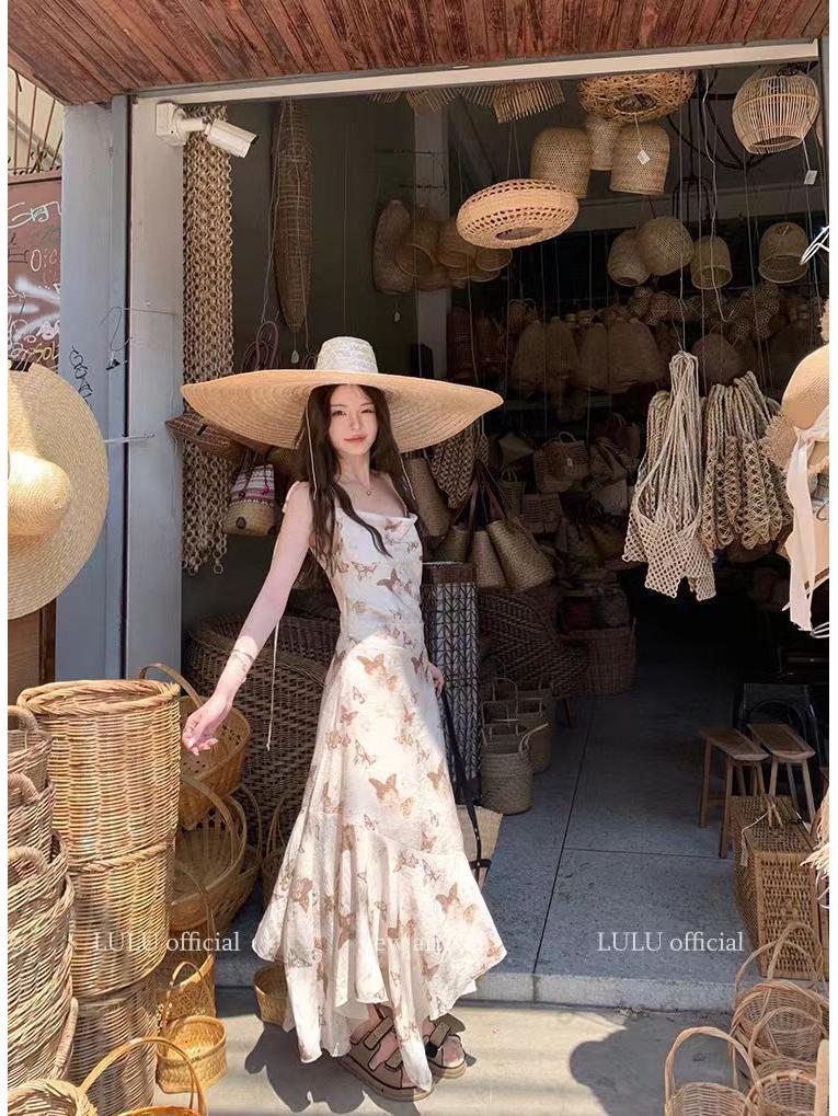 Niche Irregular Floral Print Waist-Cinching Elegant Suspender Dress for Spring & Summer