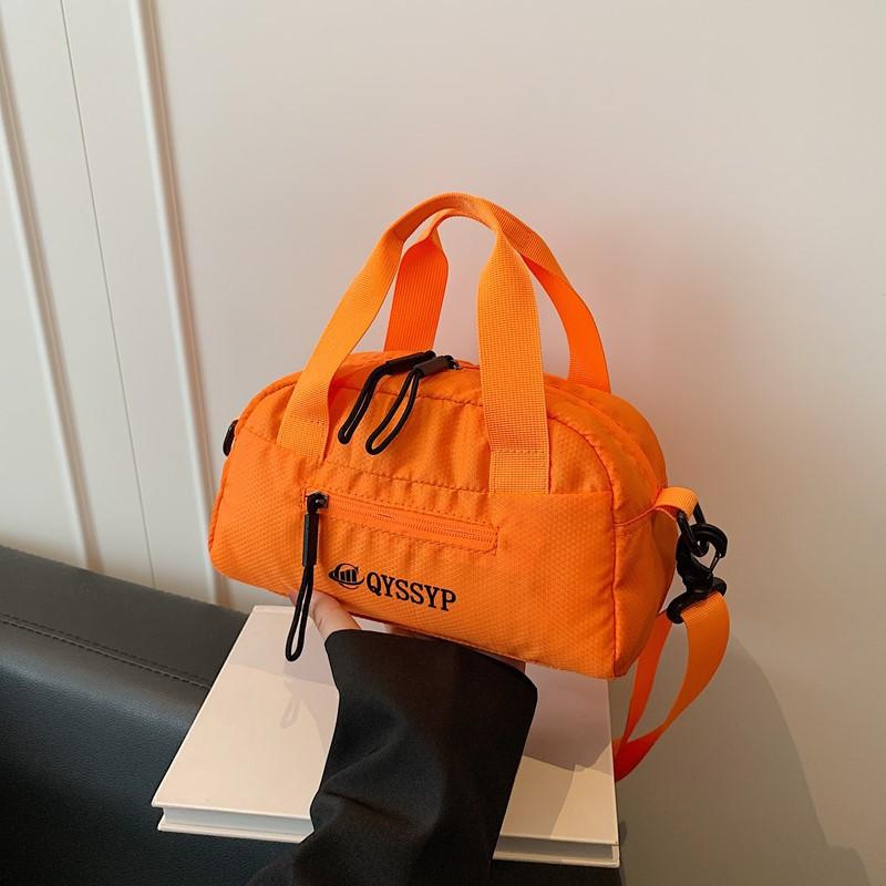 Japanese Trend Alphabet Sports Crossbody Bag Simple Casual Men's and Women's Portable Outdoor Lightweight Baseball Bag Fashion Trend Bag