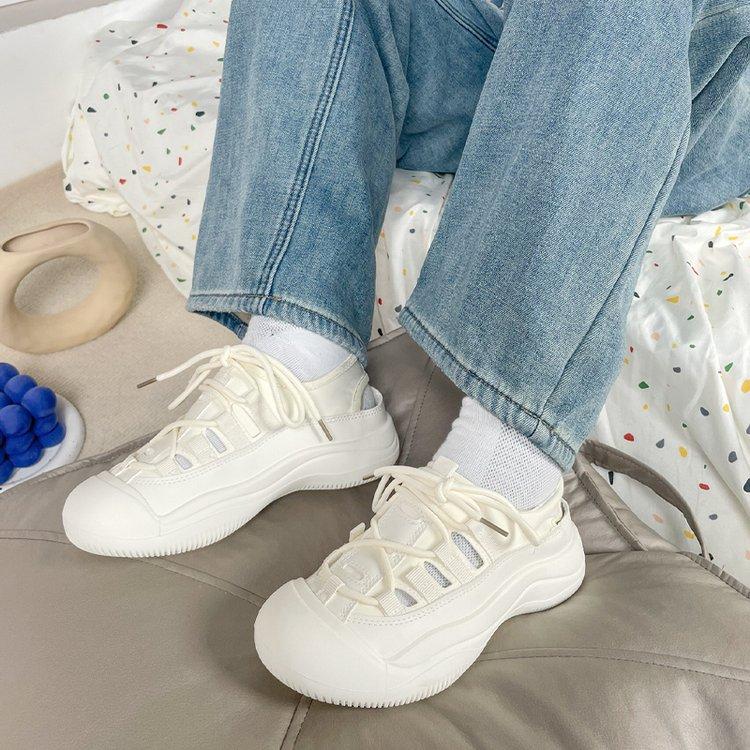 Baotou sports sandals women's summer 2025 new casual hollow white shoes Roman thick-soled beach sandals women