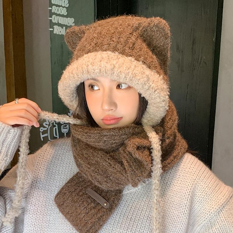 Winter New Cute Hat Women's Thickened Warm Ear Protection Hat Versatile Face Small Wool Hat Scarf Set