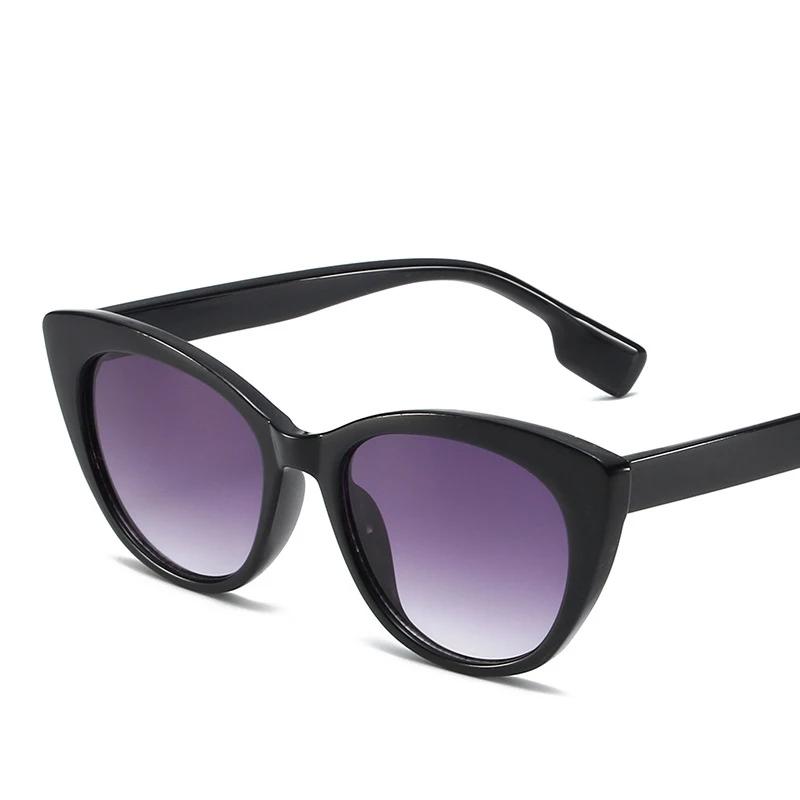 

High Quality Stylish Glamorous High End Designer Style Retro Edgy Punk Oversized Female For Both Women Sun Glasses As the picture