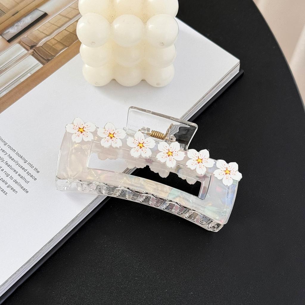 Fashionable Acrylic Hair Claw Clip Graceful Cherry Blossom Pattern For Everyday Use