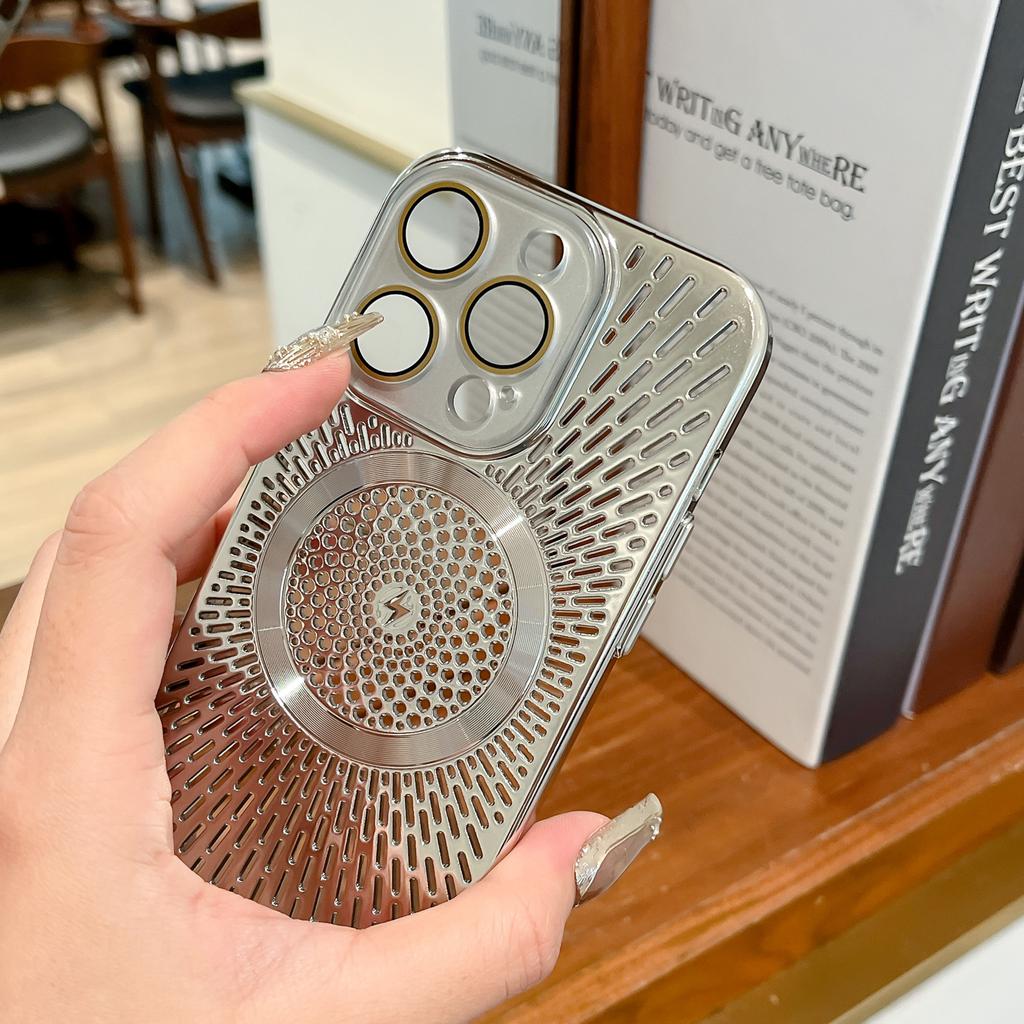 Applicable to iPhone16 mobile phone case ice feeling hollow heat dissipation hard case Apple 15Promax breathable magnetic suction anti-drop protection