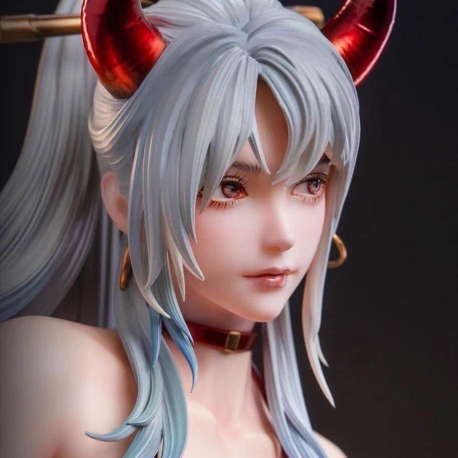 Brand New One Piece Yamato Figure Hot Kimono Kneeling Pose 18cm Red Devil Horns Long Silver Hair Collectible Model Ornament