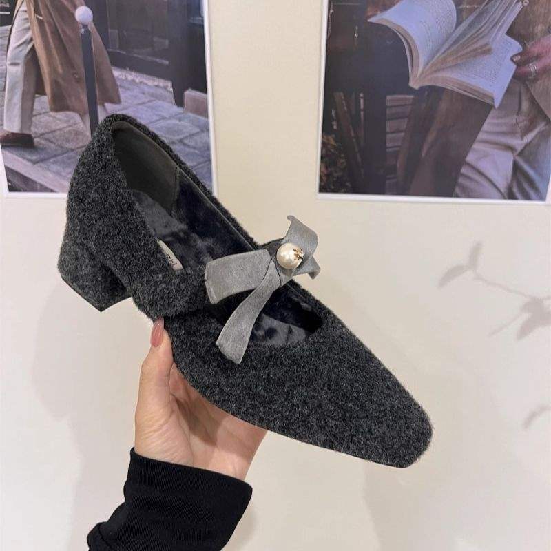 Mao Mao shoes women wear small fragrant woolen thick heel square head Mary Jane shoes feel retro gray velvet single shoes
