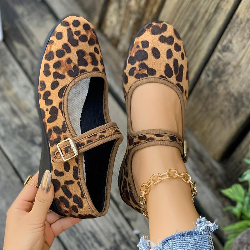 2025 New Outdoor Women's Ballet Shoes Comfortable Women Loafers Round Toe Leopard Print Low Casual Shoes Lightweight Trend Shoes