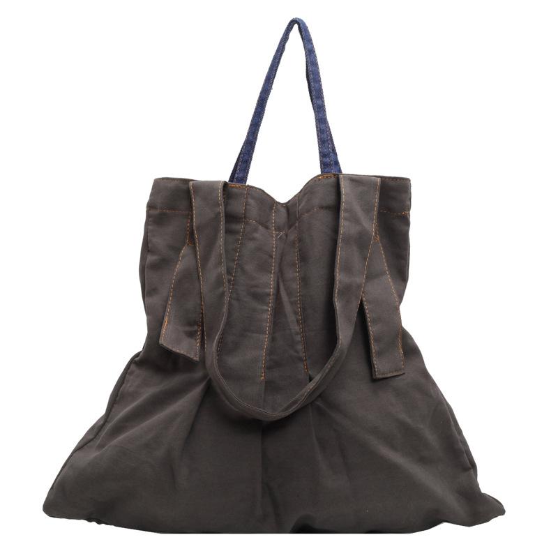 

Ленивый ветер большая вместительная плиссированная холщовая сумка 2024 новая ретро сумка-тоут текстура нишевый дизайн сумка через плечо серый