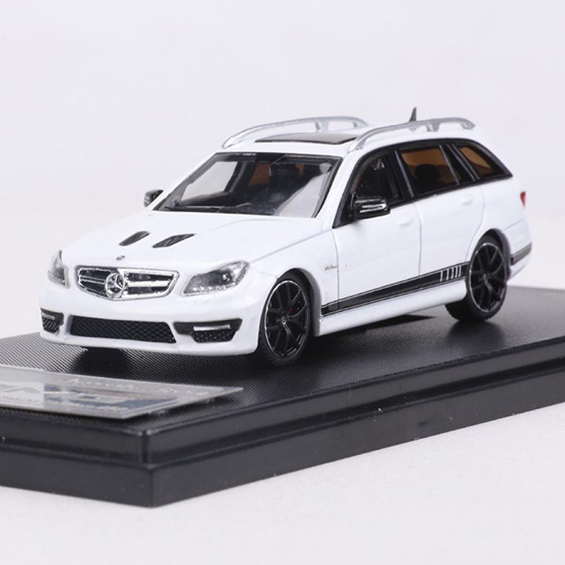 

Пламя 1:64 Модель автомобиля из сплава Mercedes-Benz AMG C63 Универсал белый