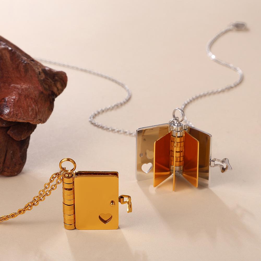 18K Gold-Plated Stainless Steel Envelope Necklace - Elegant and Durable Fashion Jewelry