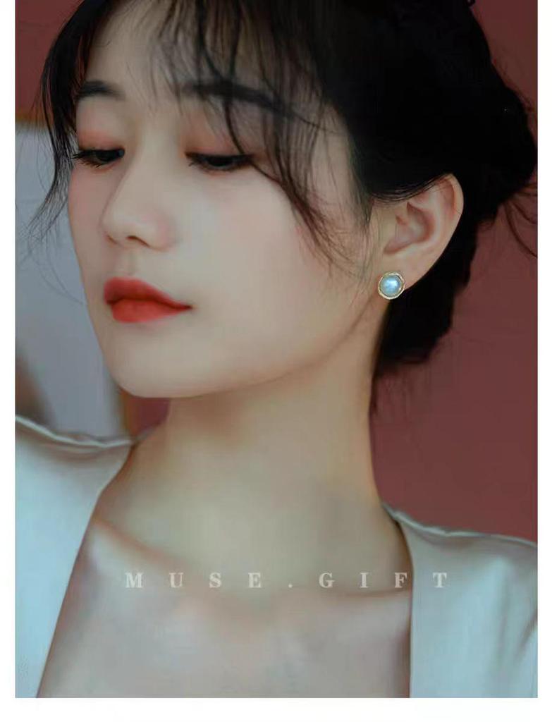 Vintage 6A Freshwater Pearl Stud Earrings - Elegant Light Luxury Gift for Women