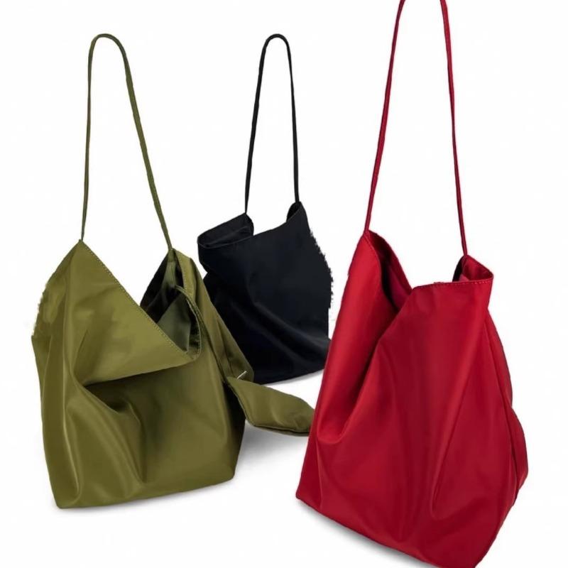 Bucket Bag with A Unique Texture, Light and Versatile for Commuting, Single-shoulder Bag, and Fashionable Tote Bag