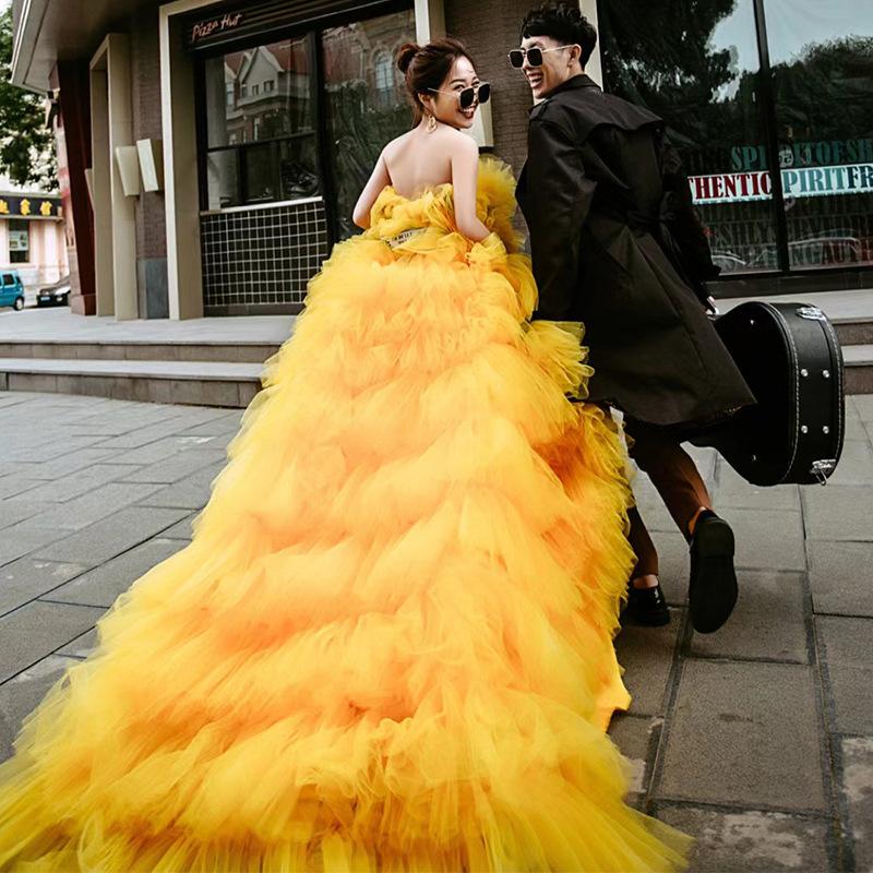 

Желтый 2025 новая уличная парная одежда вопрос пушистое свадебное платье XL жёлтый