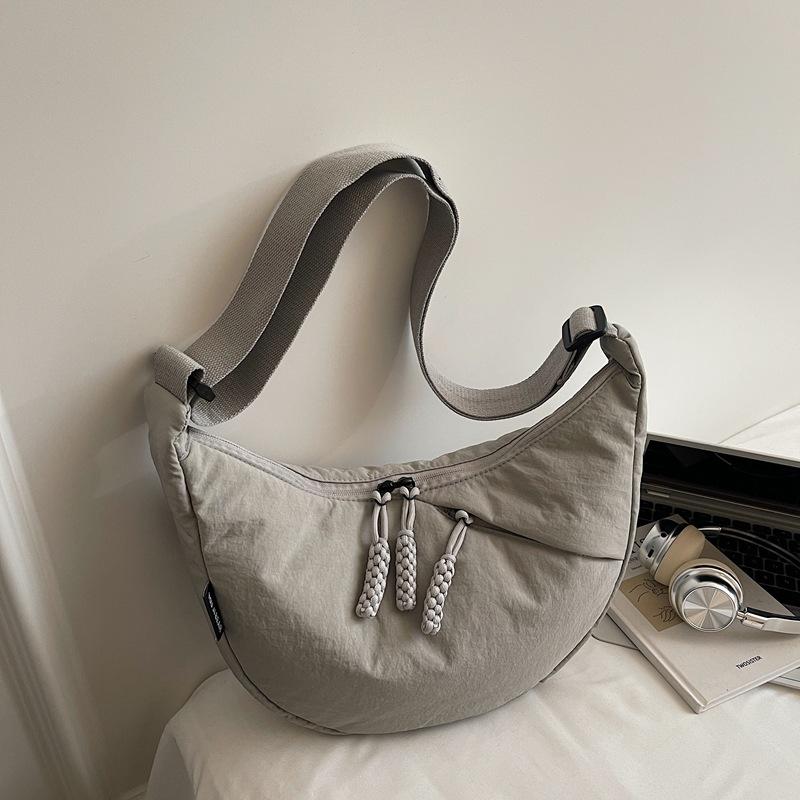 Casual Large-capacity Simple Canvas Bag Women's Winter New Simple Dumpling Bag One-shoulder Crossbody Bag