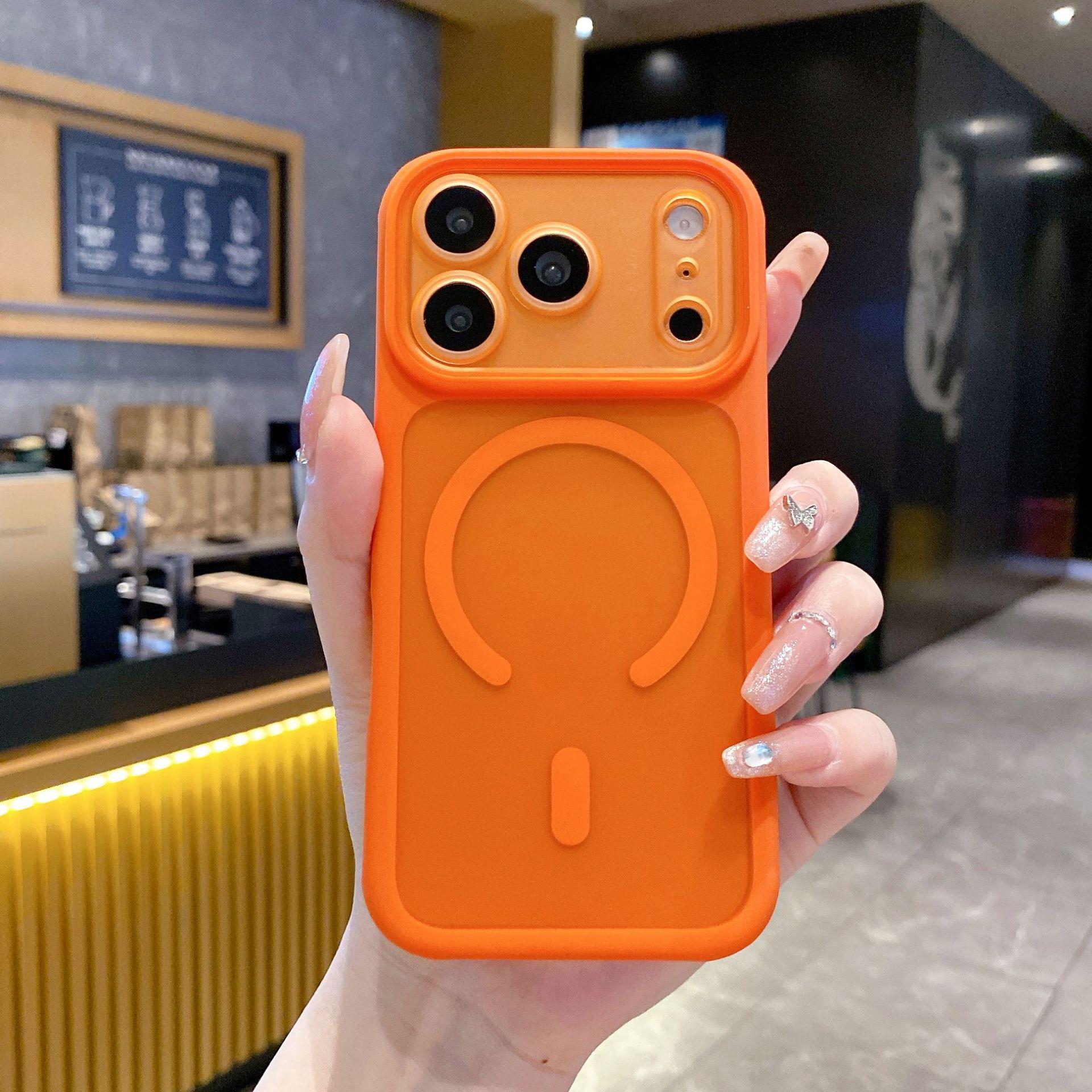 

Apple 17 ProMax Magnetic Matte iPhone 16 Case, Skin-Feel, Precision 15-Hole Design, Protective Cover 17 Pro Max оранжевый
