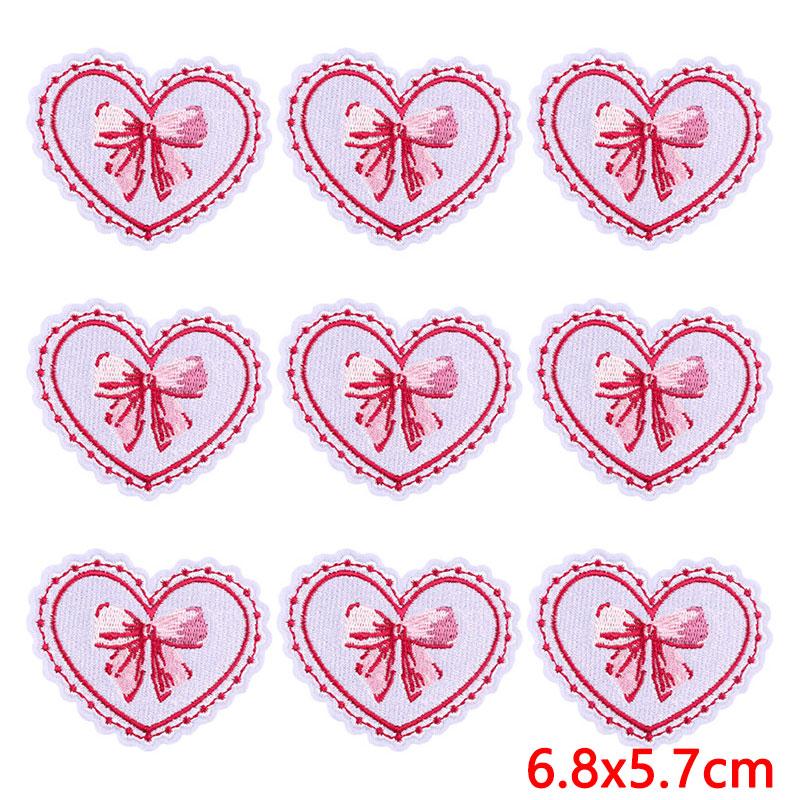 10Pcs/Lot Wholesale Fashion Cartoon Patch Iron On Patches On Clothes Letters Embroidered Patches For Clothing Applique Stickers