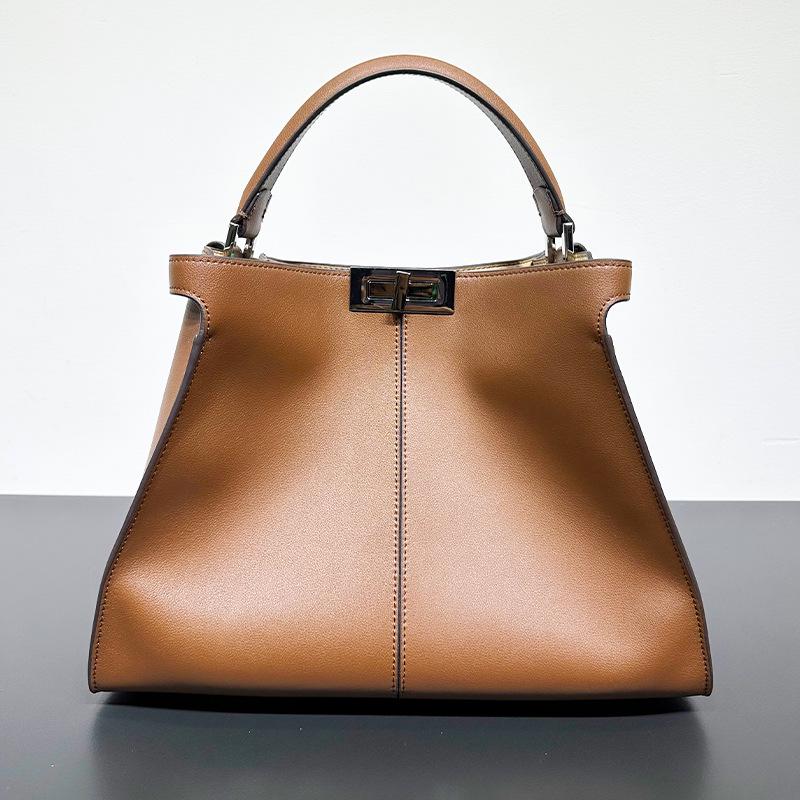Luxury Women's Genuine Leather Tote: Spacious & Stylish Handbag for Shoulder or Messenger Use
