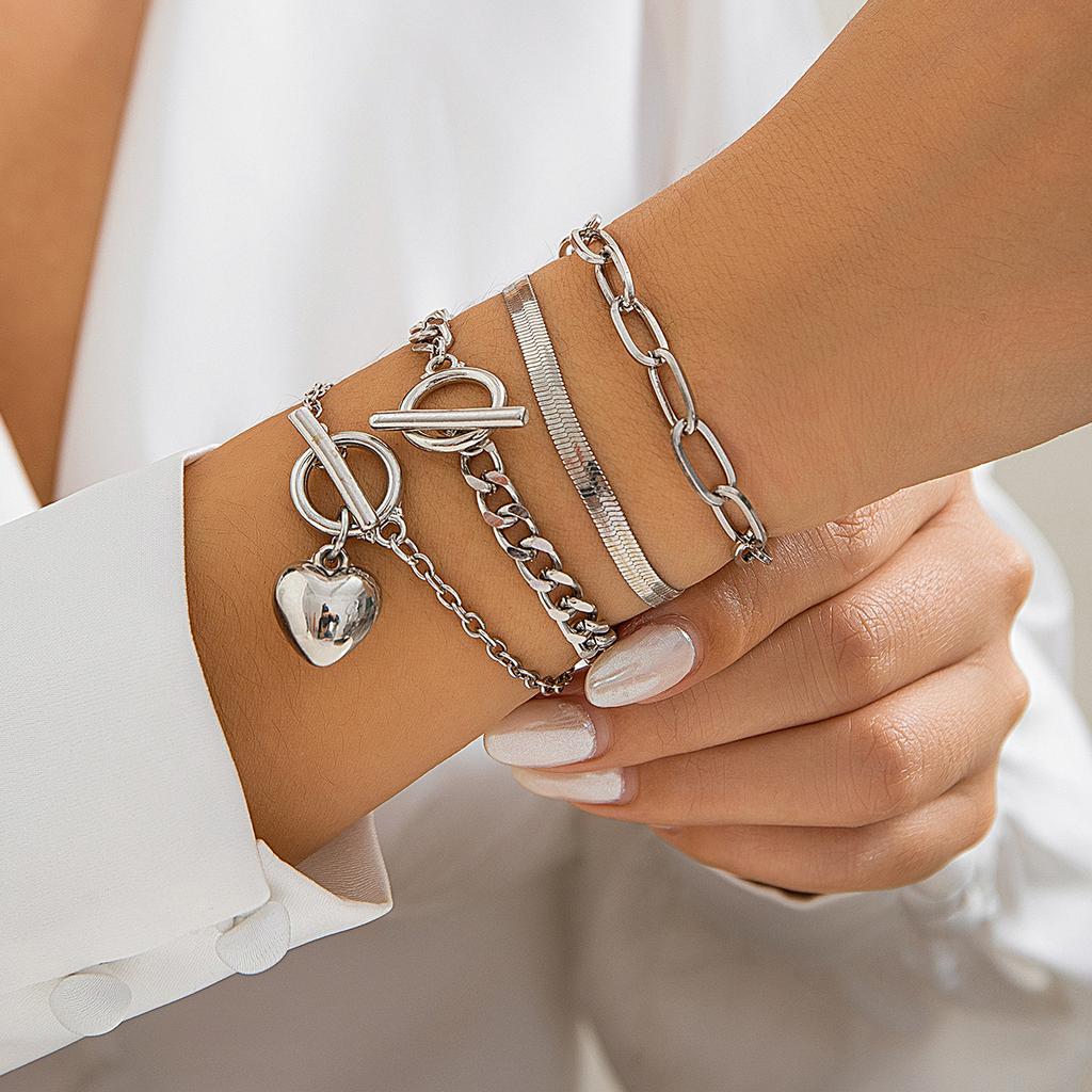 Accessories, Hip-hop Metal Wind Snake Bone Chain Bracelet, Geometric Love OT Buckle Punk Sweet and Cool Jewelry.