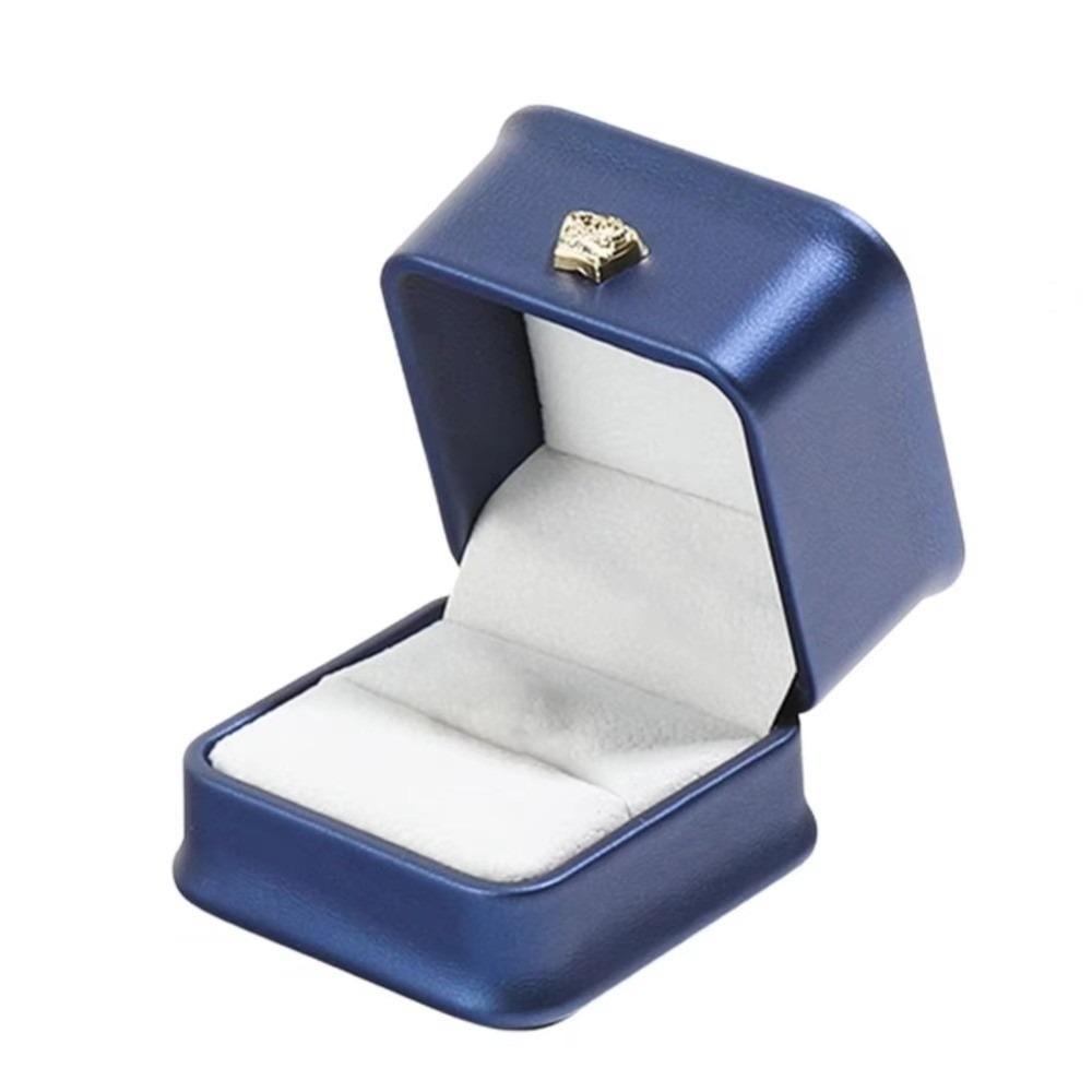 

Exquisite PU Leather Jewelry Ring Box Square Shape Portable Engagement Wedding Ring Case Ring Storage Organizer Engagement синий