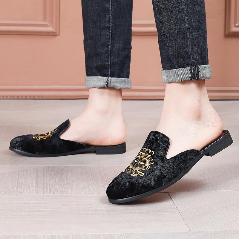 

Trendy brand high-end men s shoes are breathable and do not stink. Men s casual shoes, driving shoes, and Doudou shoes 49