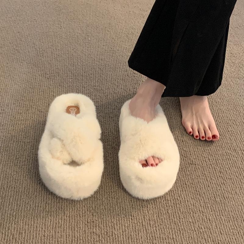 Fleece verdickte Baumwollpantoffeln Damen Herbst und Winter 2025 neue Mode vielseitige Baumwollpantoffeln Plüschschuhe Damenschuhe