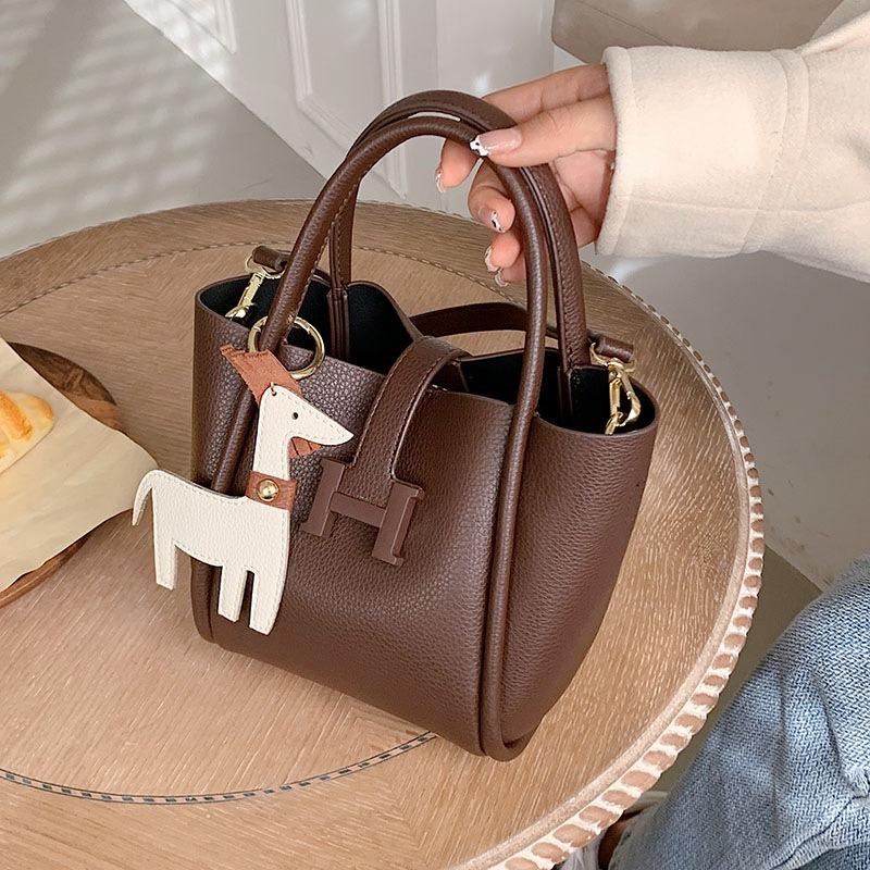 Fashion Small Bag Women's New High-end Single Shoulder Portable Messenger Bag Vegetable Basket Bucket Bag