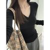 Spicy Girl Slim-Fit V-Neck Long-Sleeve Women's T-Shirt: Versatile, Solid Color, Ideal for Spring, Autumn, Winter.