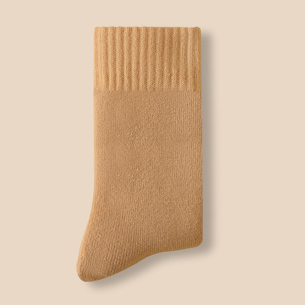 Women's Autumn and Winter Plush Thickened Warm Heat Storage Sweat Absorption Mid Calf Socks