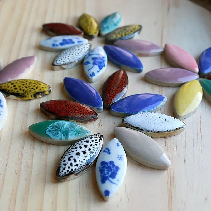 100g Mix Color Irregular Ceramic Mosaic Tiles DIY Mosaic Making Stones for Craft Hobby Arts Wall Decoration Petal Arte