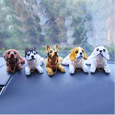 Bobble Head Köpek Araba Gösterge Paneli Bebek Otomatik Sallanan Kafa Oyuncak Süsler Sallayan Köpek Araba İç Mekan Mobilyaları Dekorasyon Hediye