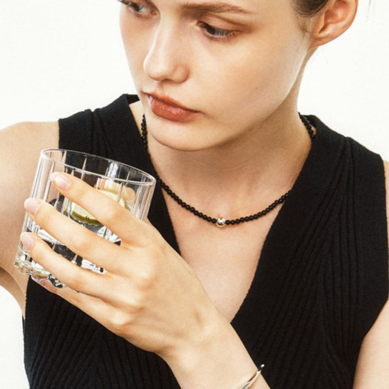 LUNNE Silver 925 Black Onyx Full Moon Necklace #LSN63