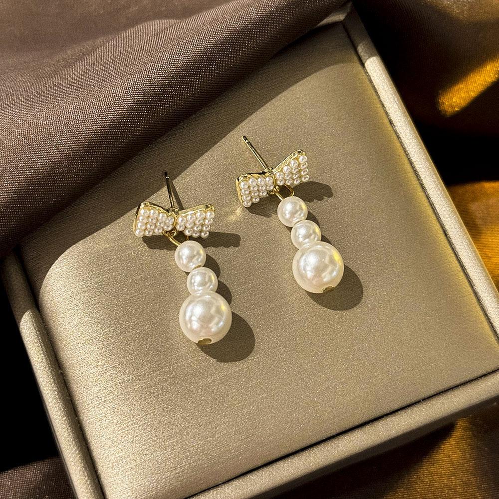 Pearl Earrings Fashion Temperament Elegant Celebrity Style Stud Earrings