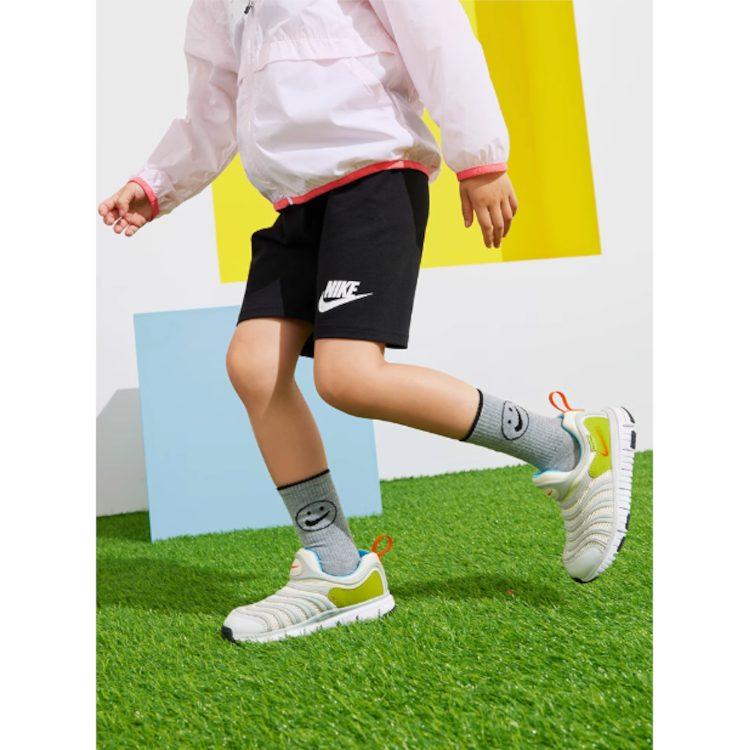 Nike Dynamo Free PS Gąbka Gąsienica Amortyzacja Niskie Dziecięce Buty Lifestyle Srebrno-Zielone Przedszkolne FN3690-180