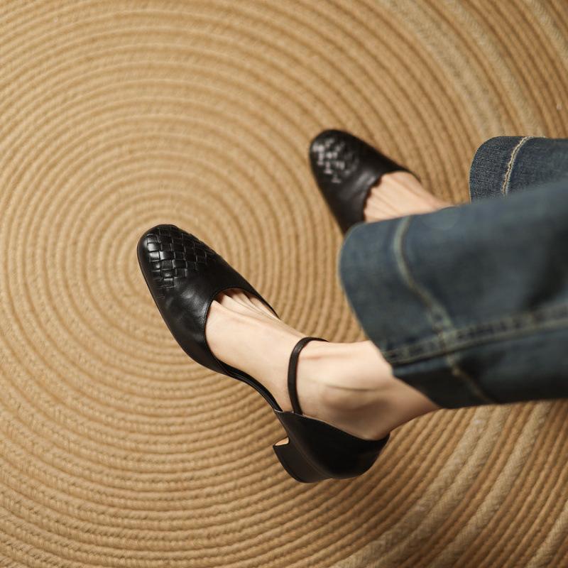 New women's fashion sandals summer buckle women's sandals casual solid color leather thick heel bag head sandals women's round head