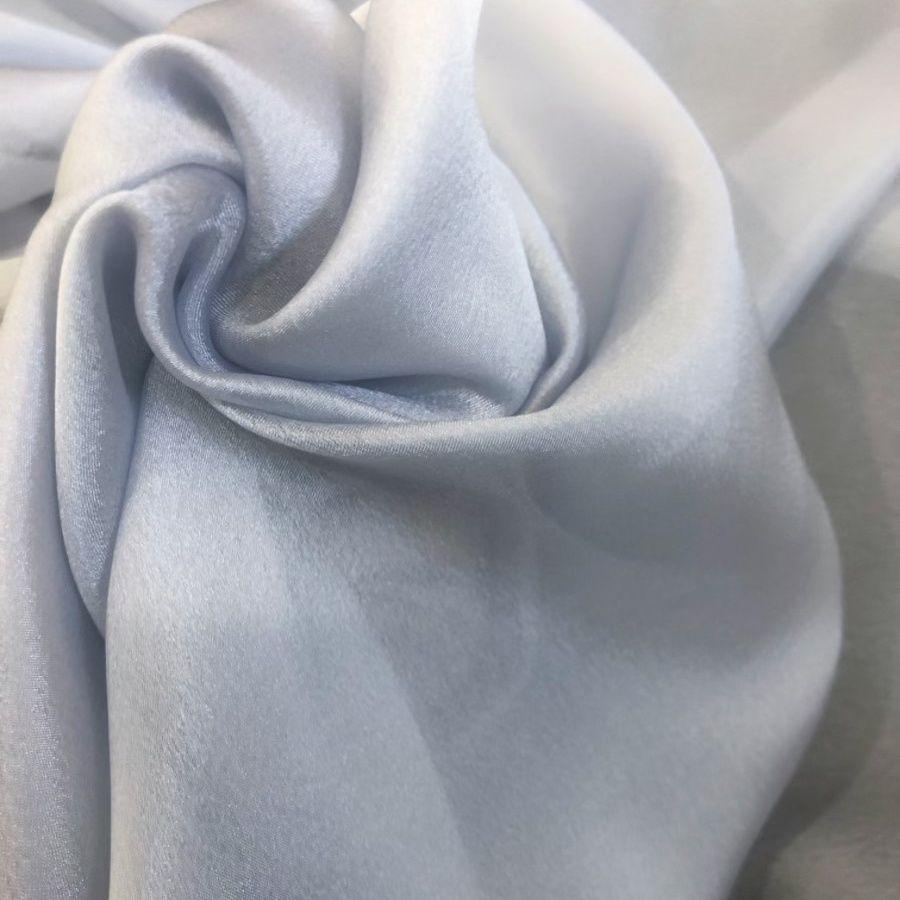 This High-end and Soft Organza Fabric Is Light and Flowing Suitable for Wedding Dresses Evening Gowns Designer Clothing Fabrics