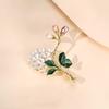 Floral Brooch, High-end Women's Exquisite Hydrangea Pearl Brooch, Niche Design Sense Brooch