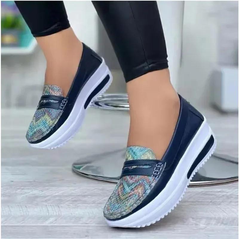 Fashion Plus Size 43 Women's Casual Shoes Breathable Lightweight Slip On Vulcanized Shoes Women Platform Comfortable Sneakers Zapatillas