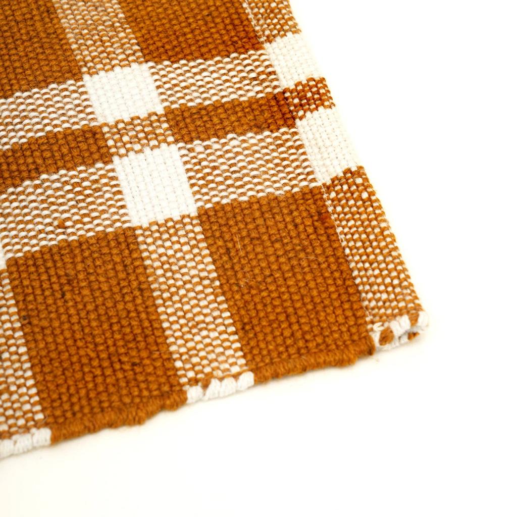 Gold Checker Stripe Placemat -Durable Polyester Table Mat for Elegant Dining