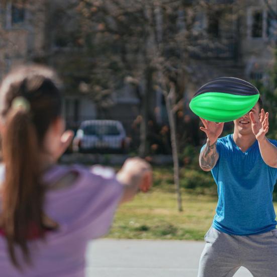 Soft Rugby Ball Kids Foam Spiral Football Toy Easy Grip Decompression Toy Hand-Eye Coordination Training Small Footballs for School Sports Party Game