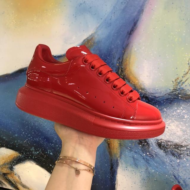 Colorful Solid Women Sneakers Shoes Casual Genuine Leather Lace -Up Sport Shoes Popular Flat Frosted Smooth Men Sneakers Flat