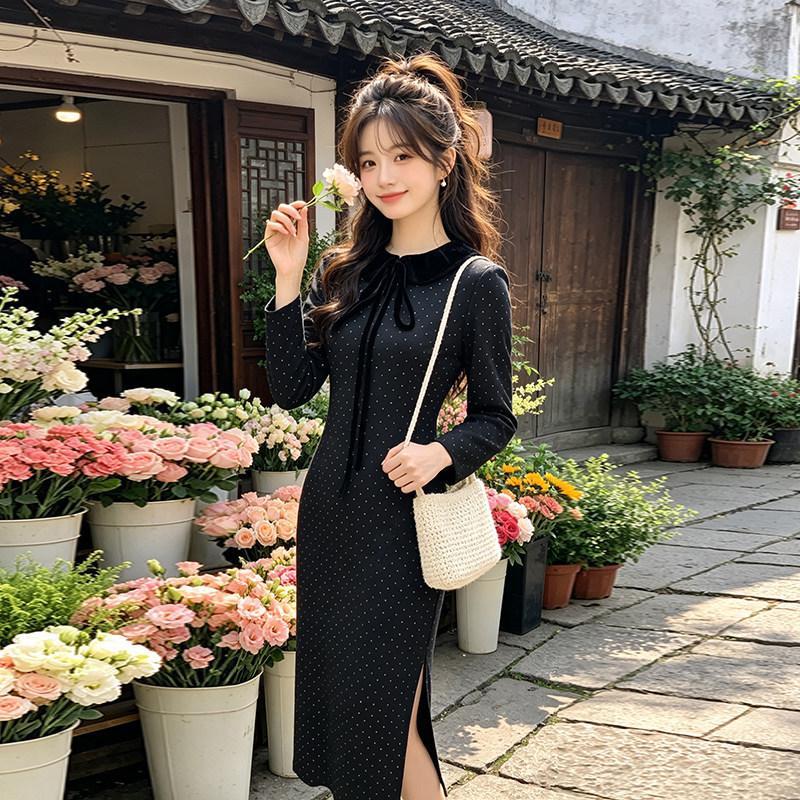 1011 Minimalist Hepburn Style Black Polka Dress Women's Retro Lapel Bow Slim Body Light Mature Celebrity Style