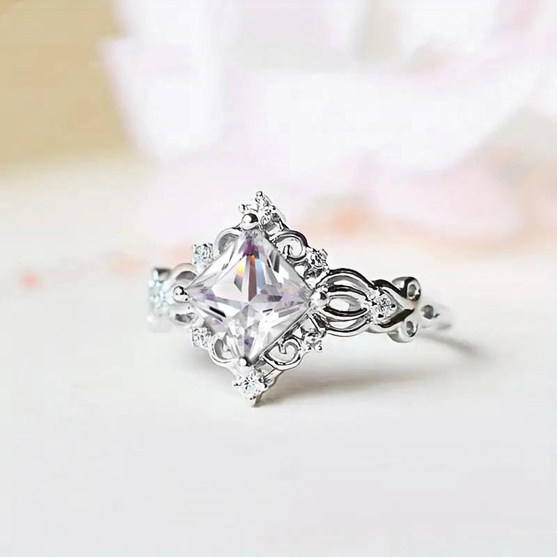 Cao Shi Aquamarine Simulated Gemstone Ring with Rhomboid Zircon Embellishment - Elegant Princess Design