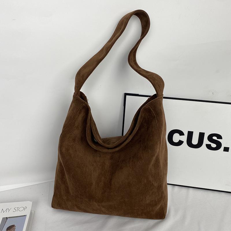Retro Casual Commuting Large-capacity Bag Women's Popular New Autumn and Winter Casual Fashion Tote Bag Niche Shoulder Bag