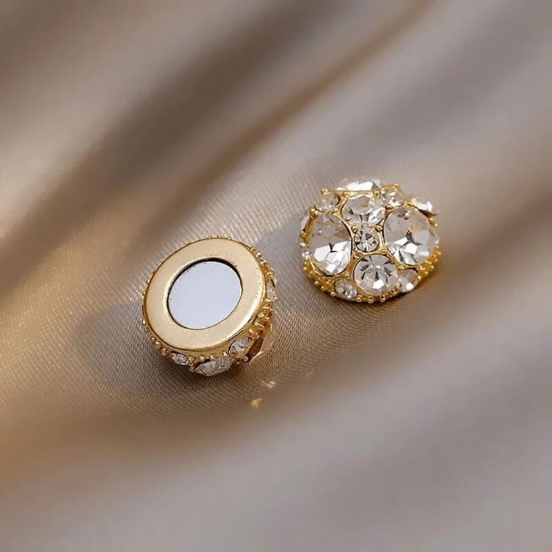 Non Piercing Magnetic Stud Earrings Round Inlaid Zircon Clip On Earrings Gauges Fashion Stud Earrings for Women Girls