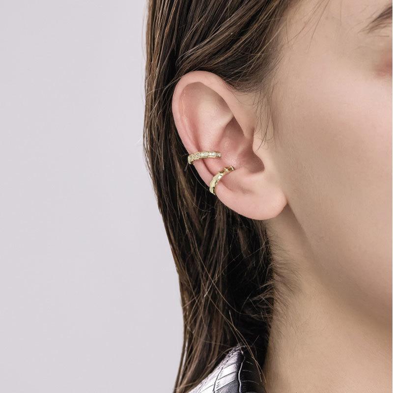 Round Ring Full of Diamonds Ear Clip Type Earrings Without Ear Holes Female Niche Earring Senior Sense of Fashion Ear Bone Clip Festive Gift for Women