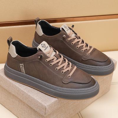 Mode Herren Echtleder Freizeitschuhe Mode Italienischer Designer Schuh Leichtgewichtige Rutschfeste Wanderschuhe für Herren Outdoor Bequeme Sneaker