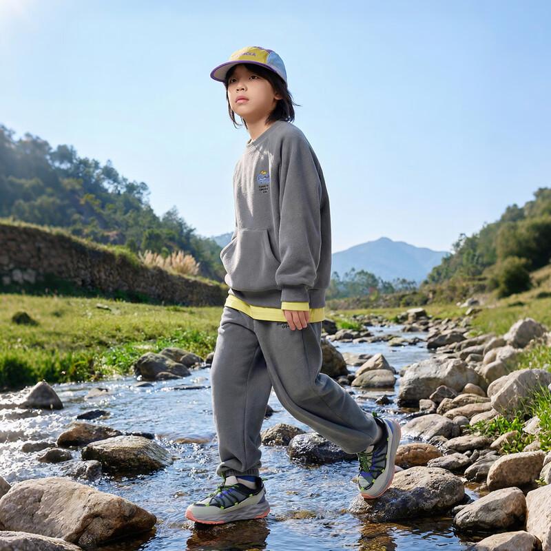 EBAER Unisex Kids' Fleece Sweatshirt & Pants Set