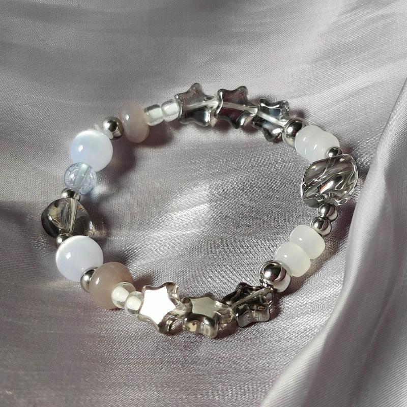 Unique Star Beaded Bracelet Harajuku Crystal Star Pentagrams Bead Wristlet Heart Metal Bead Handchain Jewelry Gift Women